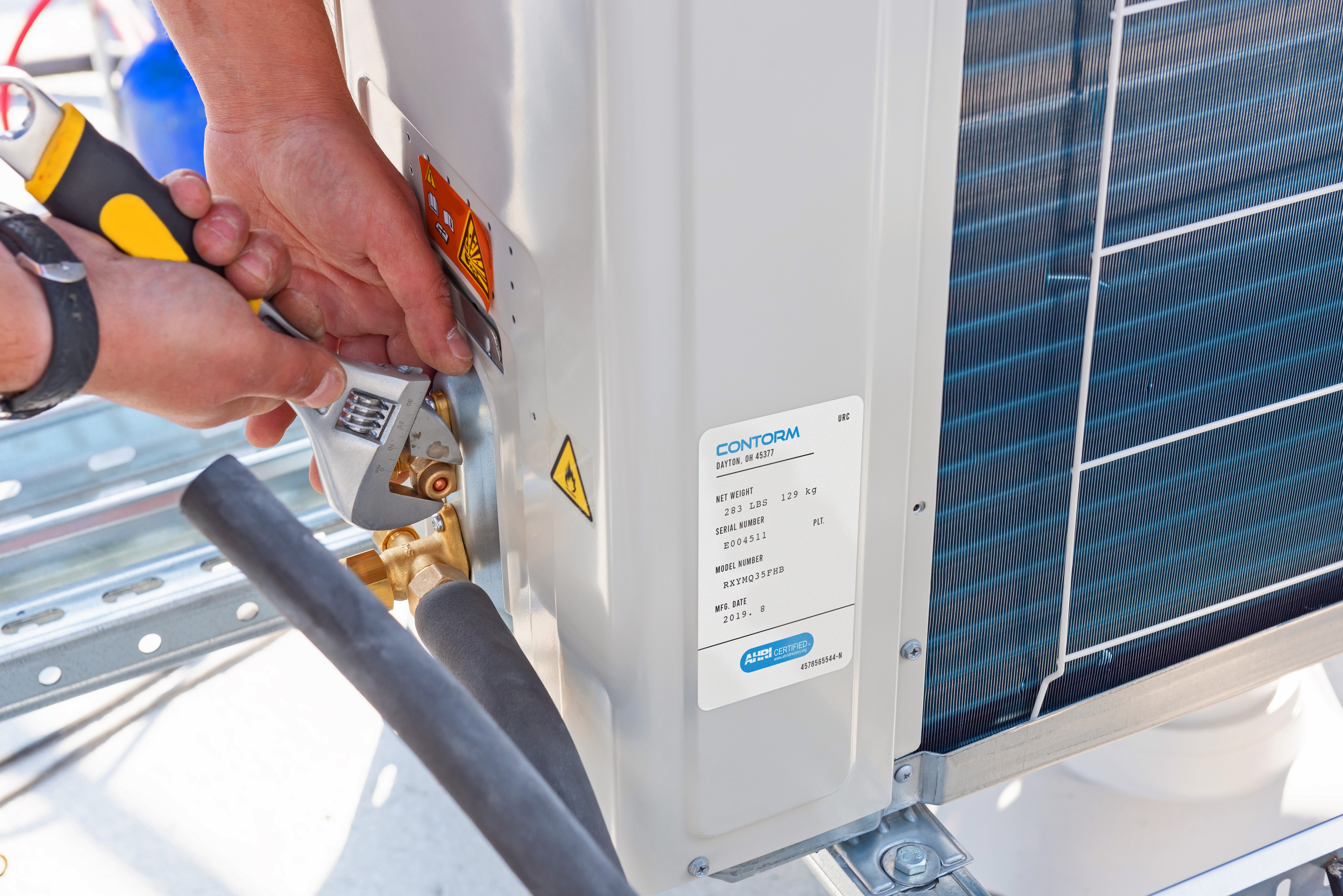 Featured image for post: Durable Label Expertise Prevents Line-Down Crisis